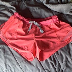 Lululemon hotty hot short